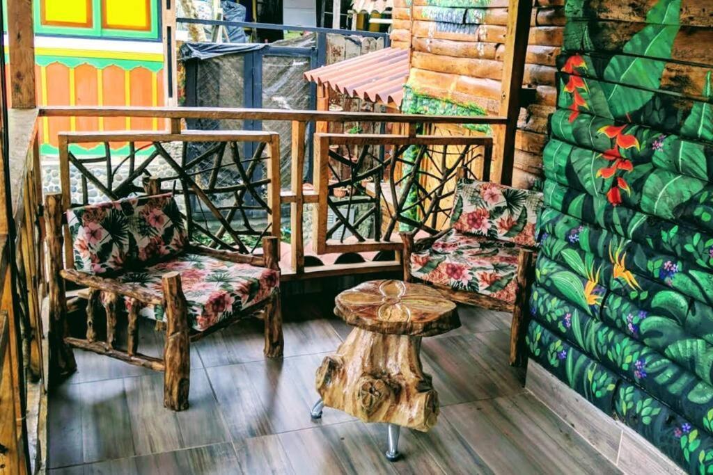 El Encanto Mountain Cabin サレント エクステリア 写真