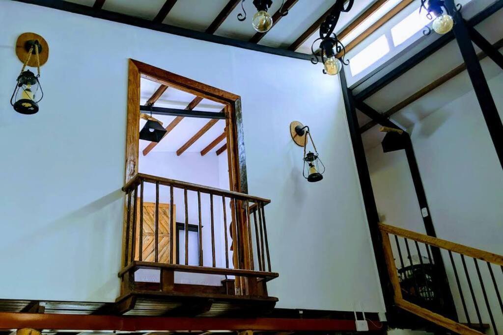 El Encanto Mountain Cabin サレント エクステリア 写真