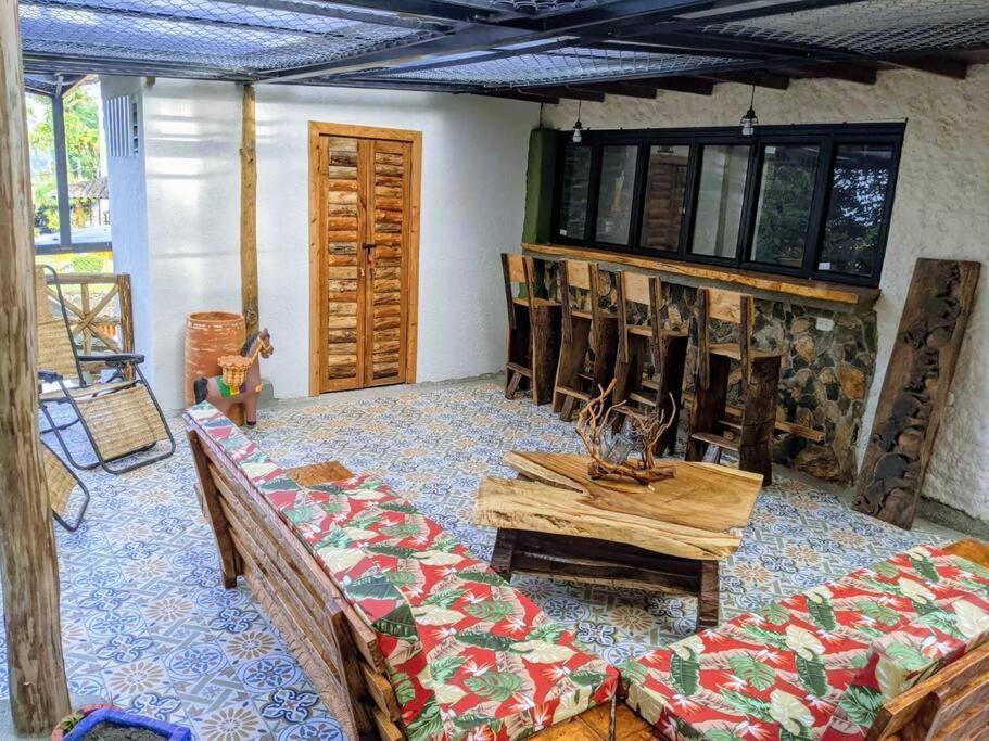 El Encanto Mountain Cabin サレント エクステリア 写真